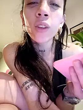 Photos of Paula_Alameda from StripChat is Freechat