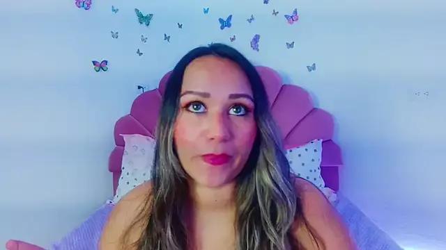 paula_brausin_ from StripChat is Freechat