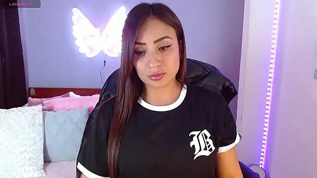 Check out our webcam shows gallery and message on a personal level with our sweet squirt cams hosts, showing off their natural physiques and sex toys.