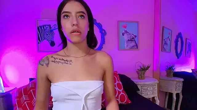 PaulineCassano from StripChat is Freechat