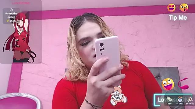 Check out our webcam shows gallery and message on a personal level with our sweet squirt cams hosts, showing off their natural physiques and sex toys.