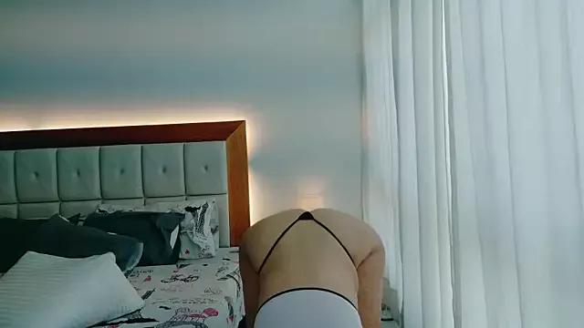 penelopecooper01 from StripChat is Freechat