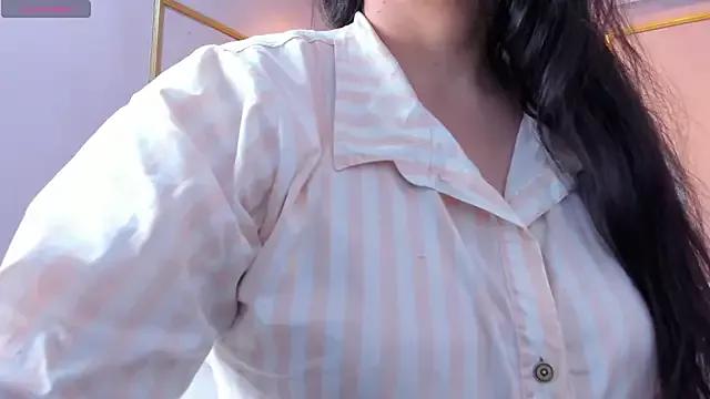 PerlaPreciosa from StripChat is Freechat
