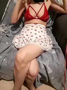Petitefairy from StripChat is Freechat