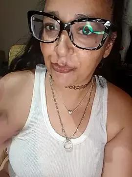 PichyPrettyPussy from StripChat is Freechat