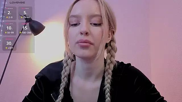 PickmeBabby from StripChat is Freechat