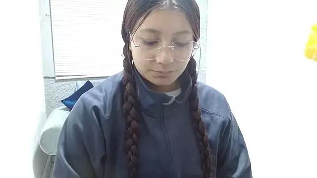 pixiefuckass from StripChat is Freechat
