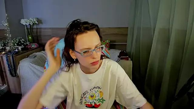 Check out our webcam shows gallery and message on a personal level with our sweet squirt cams hosts, showing off their natural physiques and sex toys.