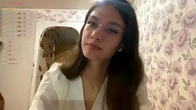 PlayfulShyEmma from StripChat is Freechat