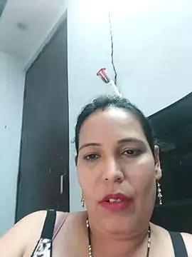 Poojabhabi101 from StripChat