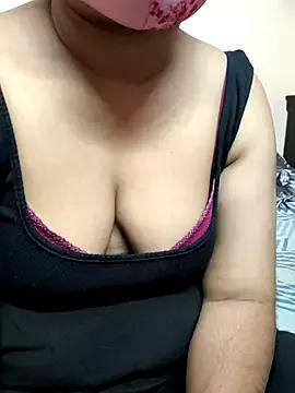 preethi-lovely from StripChat is Freechat