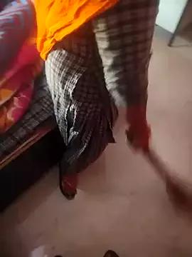 Pretty_bhabhi from StripChat is Freechat