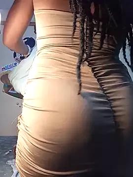 Pretty_tiffany from StripChat is Freechat