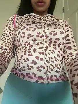 prettyprincessa from StripChat is Freechat