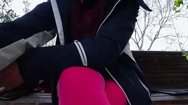 PublicMellyBigLabia from StripChat is Freechat