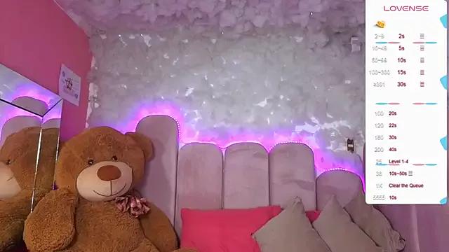 Check out our webcam shows gallery and message on a personal level with our sweet squirt cams hosts, showing off their natural physiques and sex toys.