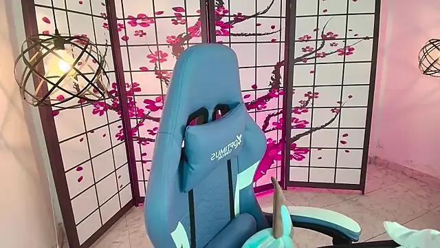 Check out our webcam shows gallery and message on a personal level with our sweet squirt cams hosts, showing off their natural physiques and sex toys.