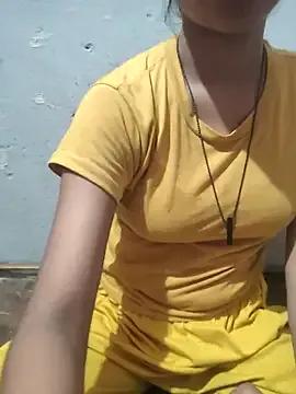 Queen-girs from StripChat is Freechat