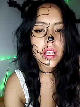 Queen_Ashly from StripChat is Freechat