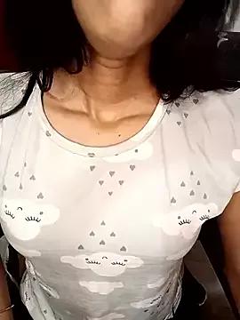 Queen_Pooja7 from StripChat is Freechat