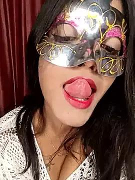 queenniharikaa from StripChat is Freechat