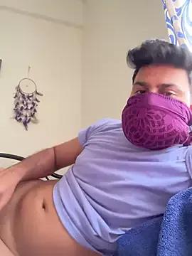 Queenslayers05 from StripChat is Freechat