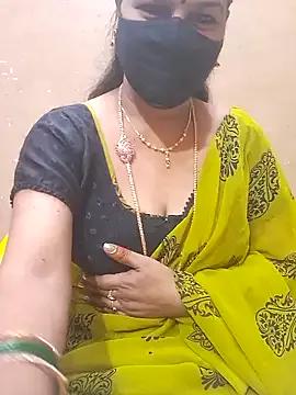 Raashi369 from StripChat