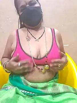 Raashi369 from StripChat