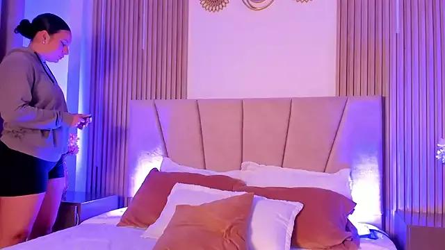 Check out our webcam shows gallery and message on a personal level with our sweet squirt cams hosts, showing off their natural physiques and sex toys.