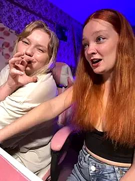 Photos of Radiants_two from StripChat is Freechat