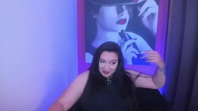 RaelleDarkstar from StripChat is Freechat