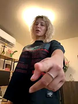 Check out our webcam shows gallery and message on a personal level with our sweet squirt cams hosts, showing off their natural physiques and sex toys.