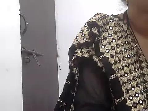 Rani_islamiya from StripChat is Freechat