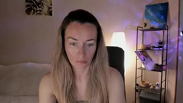 RebeccaMartinez from StripChat is Freechat