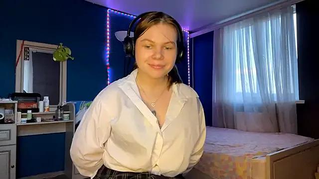 RebeccaRols from StripChat is Freechat