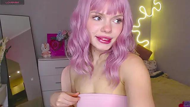 Check out our webcam shows gallery and message on a personal level with our sweet squirt cams hosts, showing off their natural physiques and sex toys.