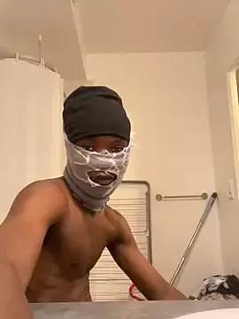 Renoirmonter from StripChat is Freechat