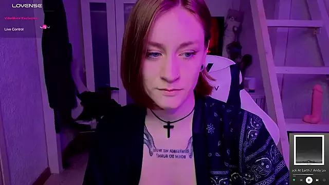 RetroMarie from StripChat is Freechat