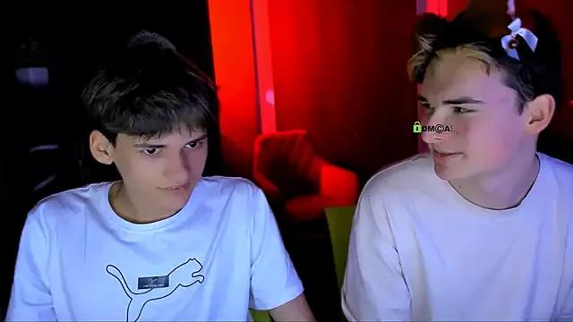 rico_steel from StripChat is Freechat