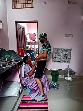 Photos of Riya_sam69 from StripChat is Freechat