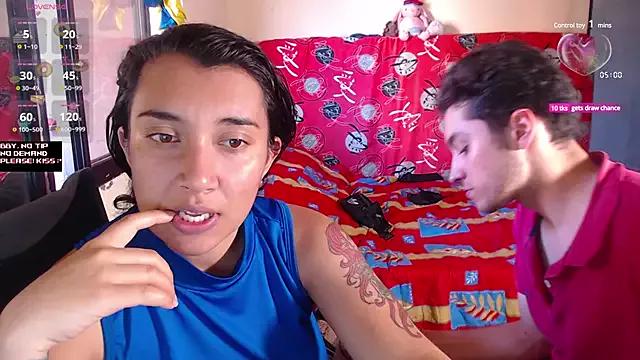 Robin_H00t from StripChat is Freechat