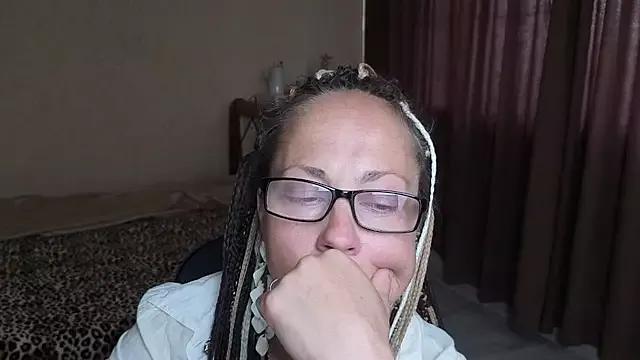 Ronda_Rouse from StripChat is Freechat