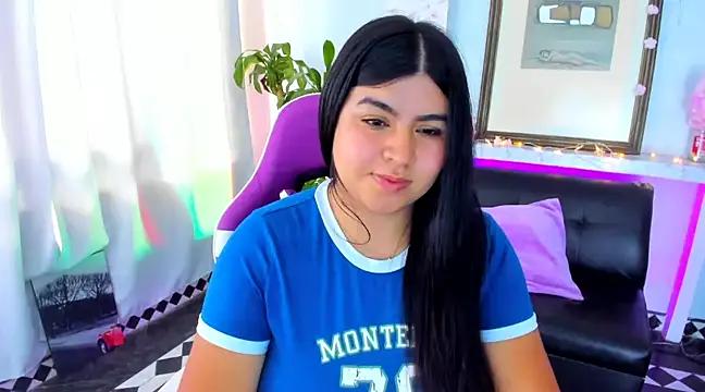 Check out our webcam shows gallery and message on a personal level with our sweet squirt cams hosts, showing off their natural physiques and sex toys.