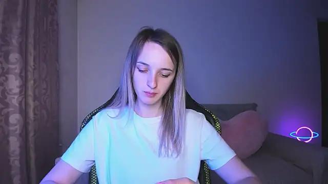 Check out our webcam shows gallery and message on a personal level with our sweet squirt cams hosts, showing off their natural physiques and sex toys.