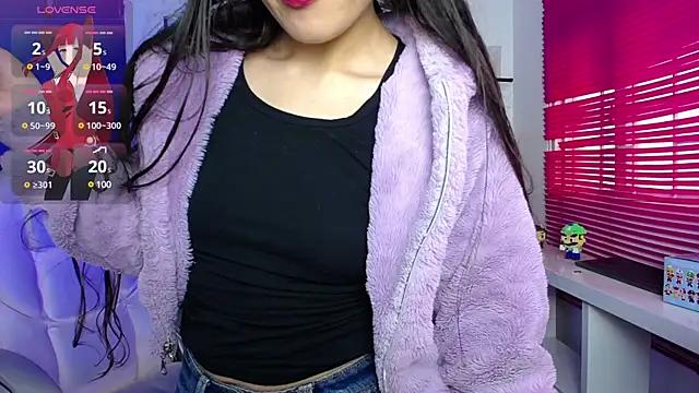 Check out our webcam shows gallery and message on a personal level with our sweet squirt cams hosts, showing off their natural physiques and sex toys.