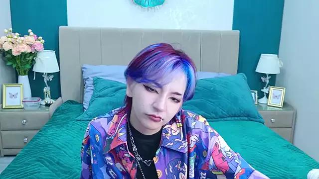 Check out our webcam shows gallery and message on a personal level with our sweet squirt cams hosts, showing off their natural physiques and sex toys.