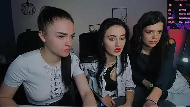 roxy_bloom_ from StripChat is Freechat