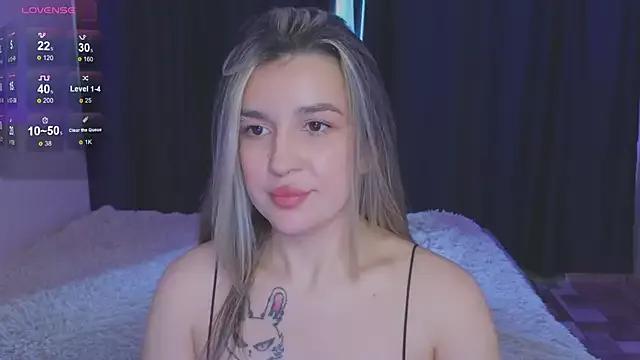 Check out our webcam shows gallery and message on a personal level with our sweet squirt cams hosts, showing off their natural physiques and sex toys.