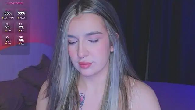Check out our webcam shows gallery and message on a personal level with our sweet squirt cams hosts, showing off their natural physiques and sex toys.