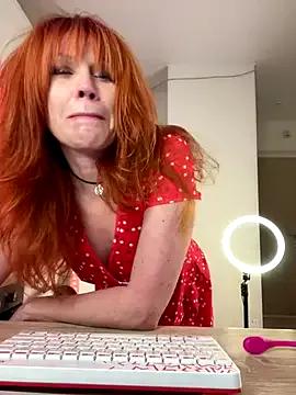 Photos of Ruby-Luv from StripChat is Freechat